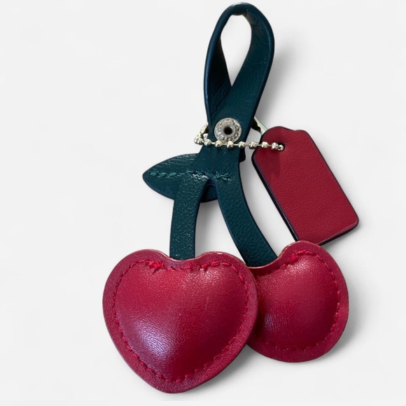 Small Coach Bag tag & unbranded cherry bag charm - Picture 2 of 4